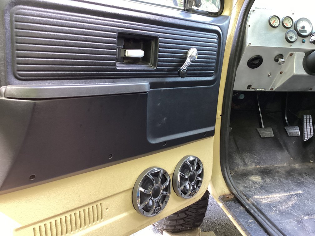 Image for 1986 Chevy Blazer with Cummins Diesel!