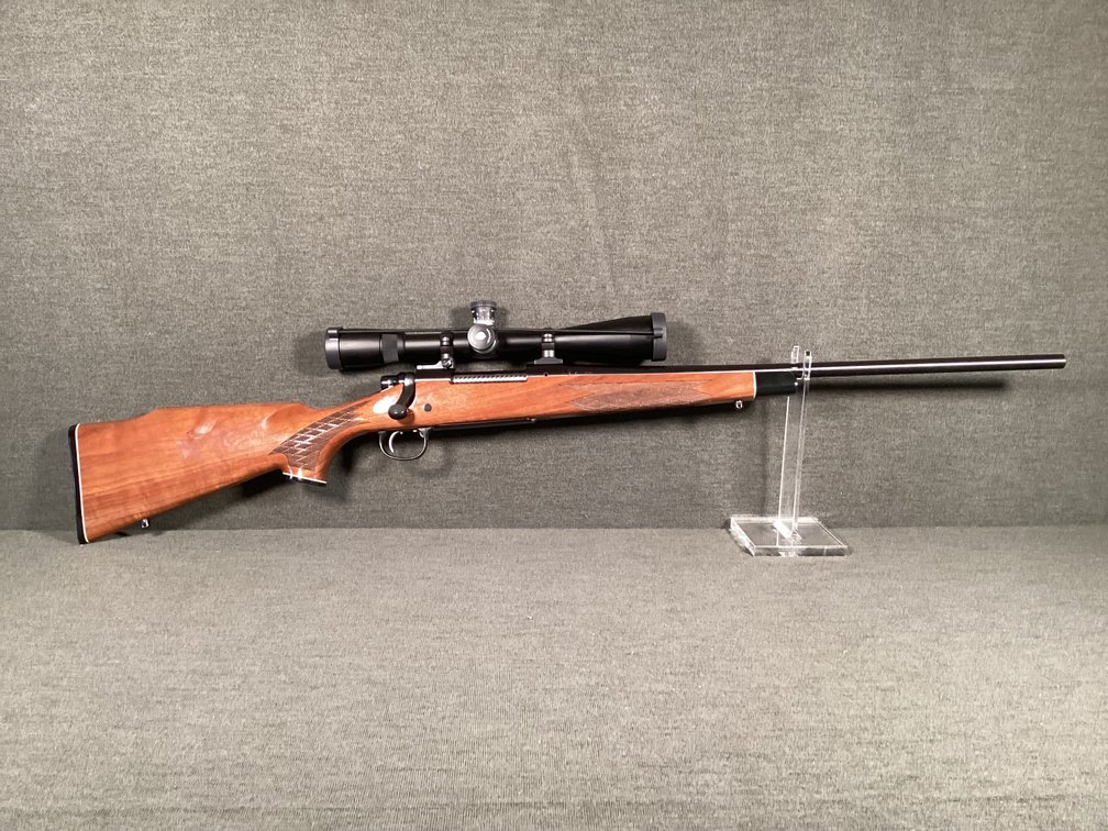 Image for Remington Model 700 .270 Win bolt-action rifle w/ scope