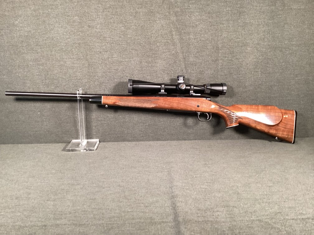 Image for Remington Model 700 .270 Win bolt-action rifle w/ scope