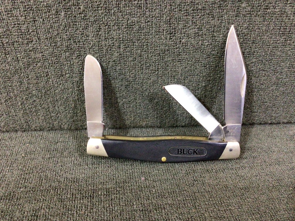 Image for Buck 301A 3-blade knife
