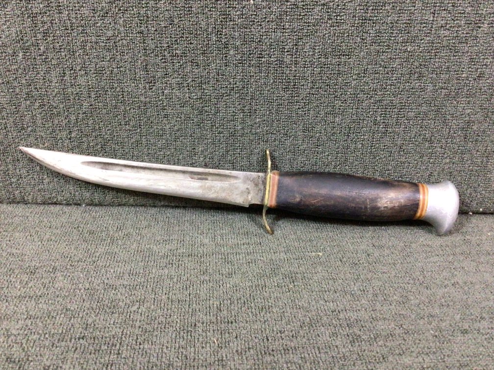 Image for Two hunting knives in sheaths