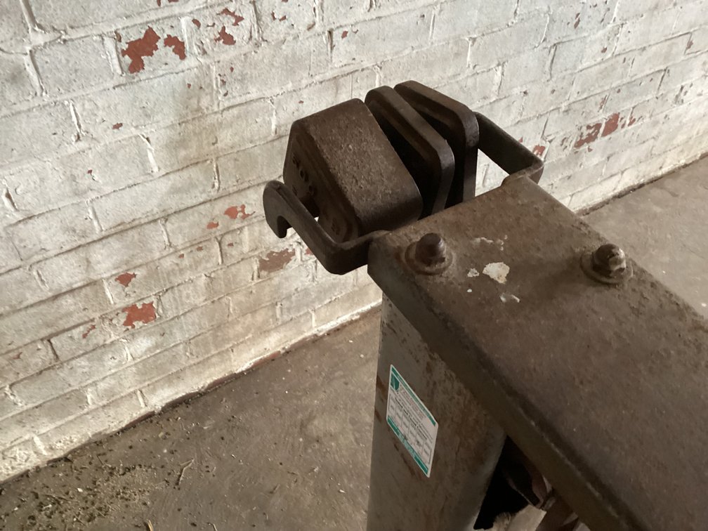 Image for Hobart Scale. Missing 50 pound weight