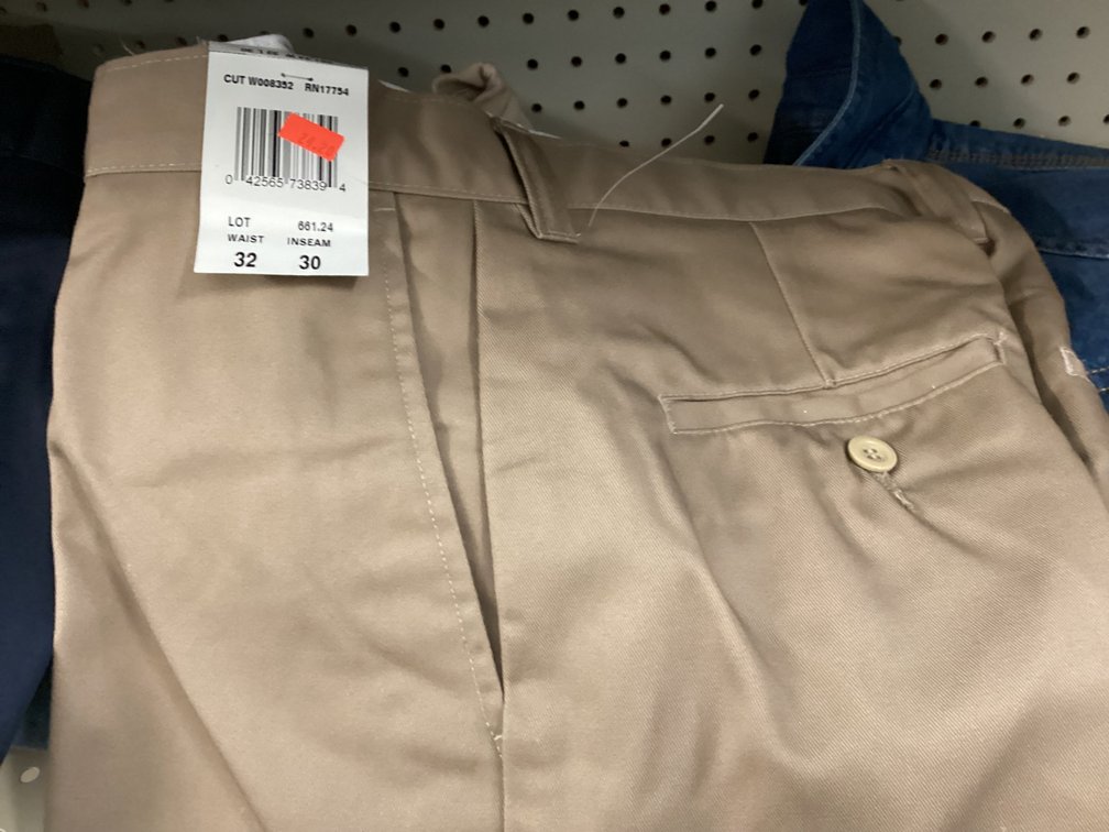 Image for Men’s shirts and pants, various sizes