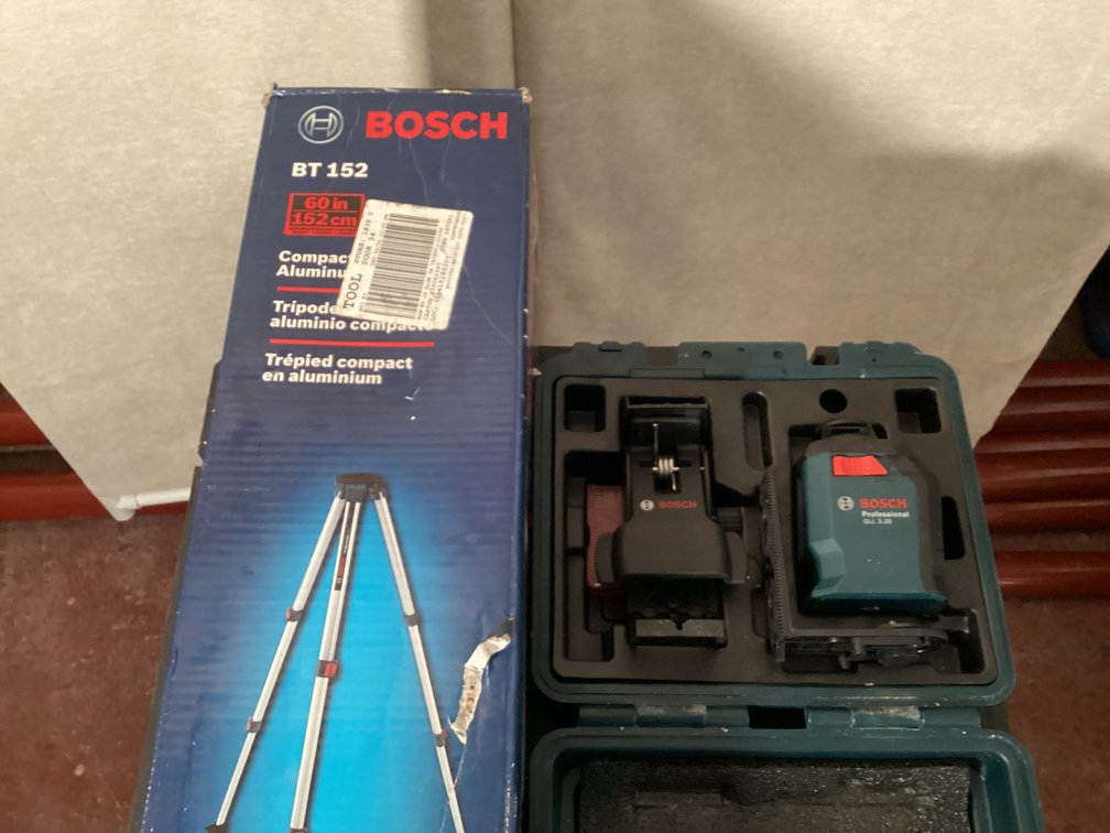 Image for Bosch GLL 2-20 Laser Level and Tripod