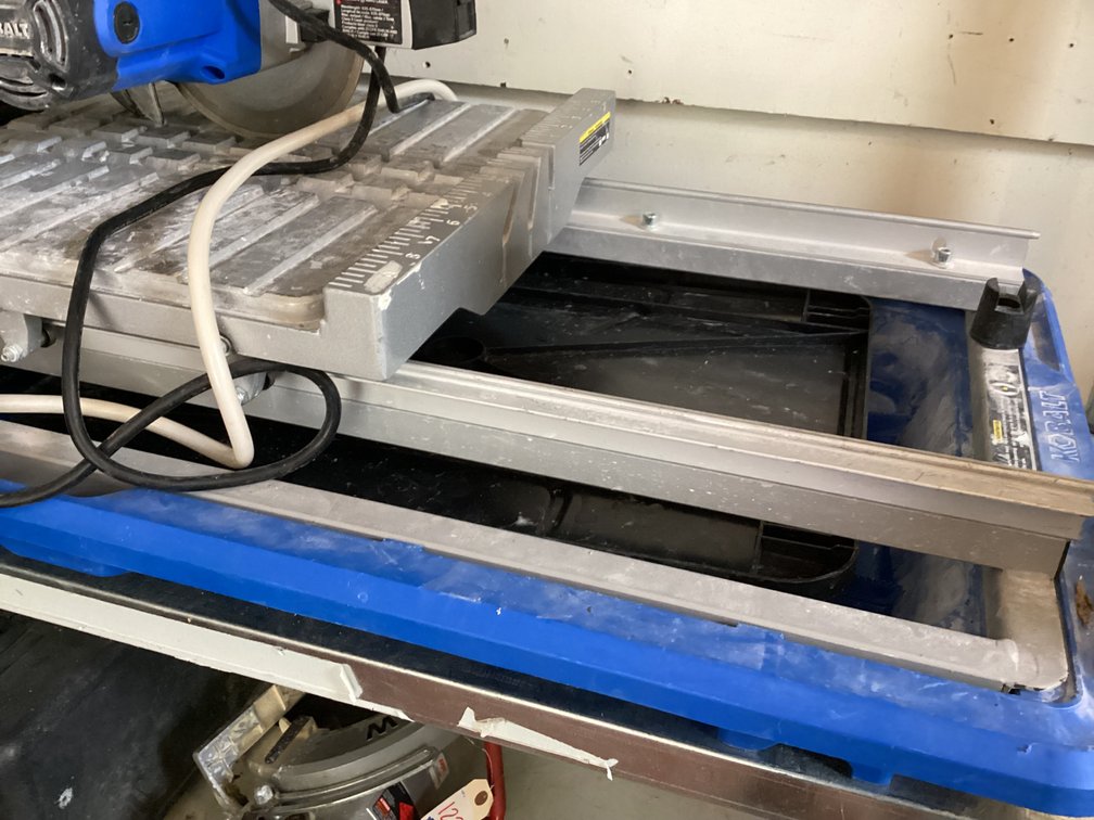 Image for Kobalt Wet Tile Saw