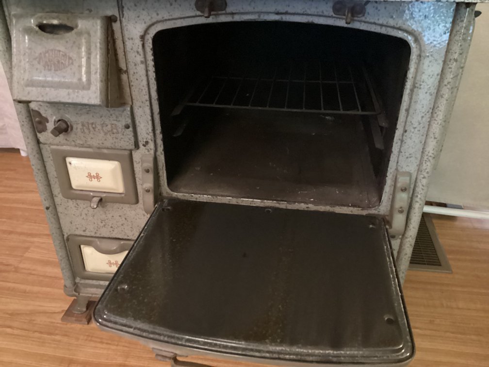 Image for Home Comfort Cast Iron Range