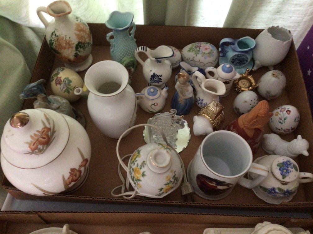 Image for Decorative eggs and assorted home decor