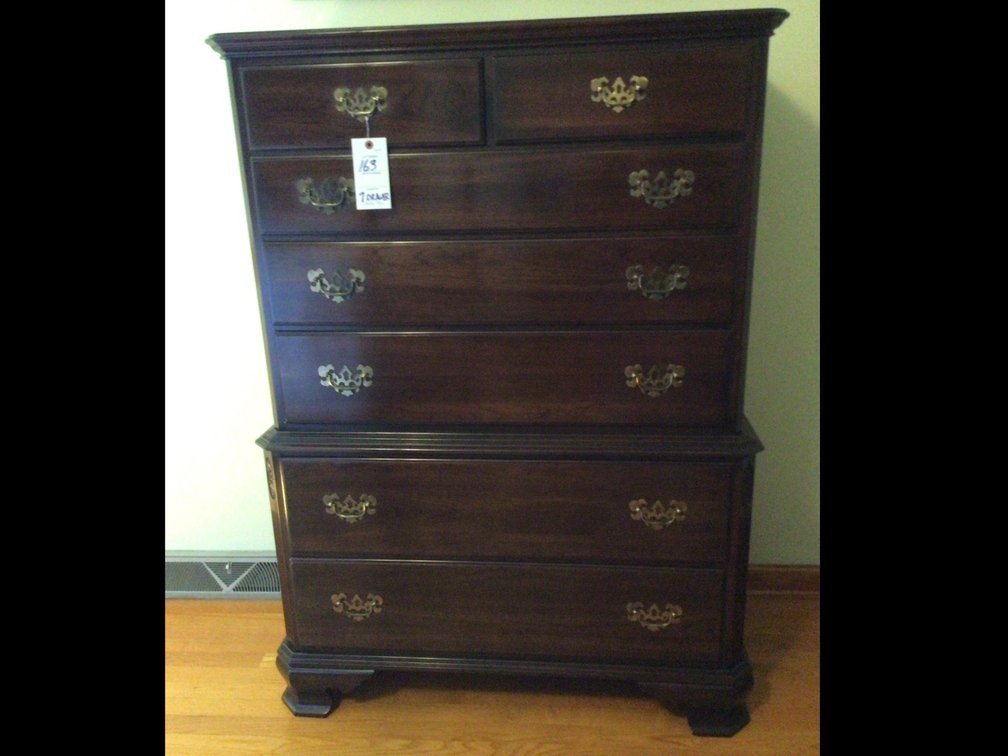 Image for 6 Drawer chest of drawers ( matches dresser )