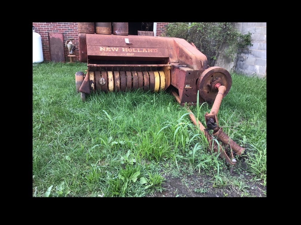 Image for New Holland Super Hayliner 68 square hay bailer