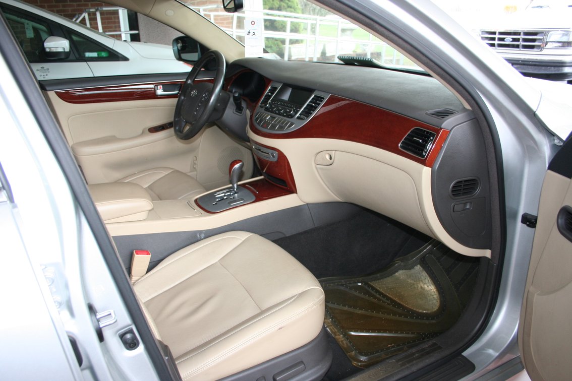 Image for 2012 Hyundai Genesis