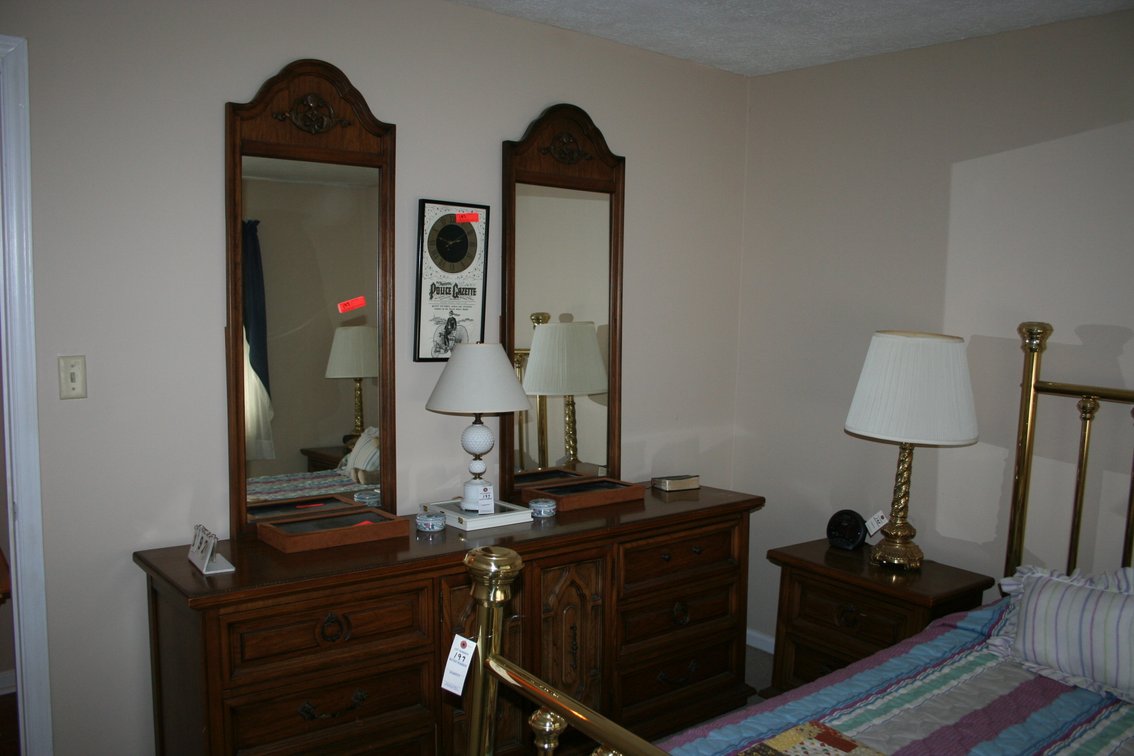 Image for Bedroom Contents - Basic Witz Furniture, Waynesboro VA - Oak