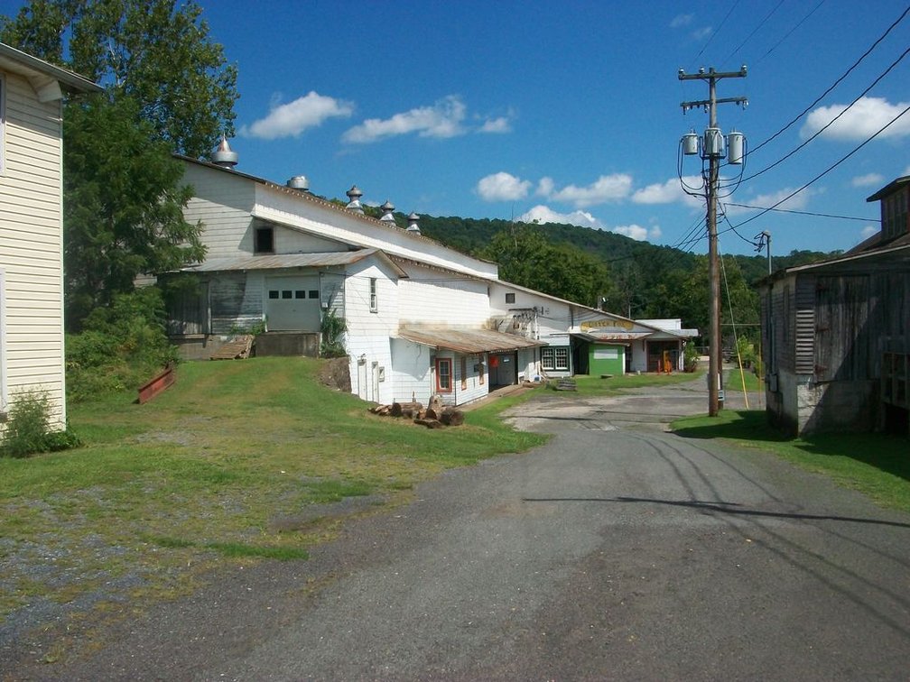 Image for Tract 1 - A 53,000' building on 2.19 acres.