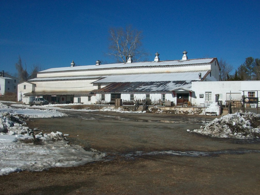 Image for Tract 1 - A 53,000' building on 2.19 acres.