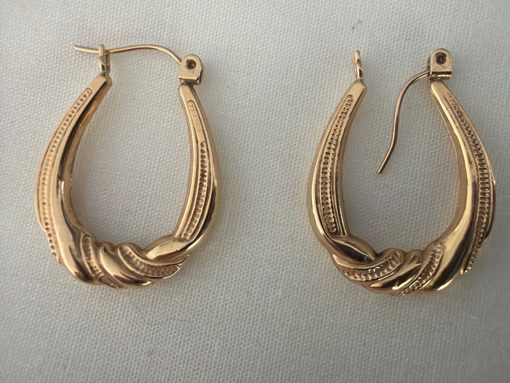 Image for 14K Yellow Gold, Oval, Pierced, Puffed, Hoop Earring