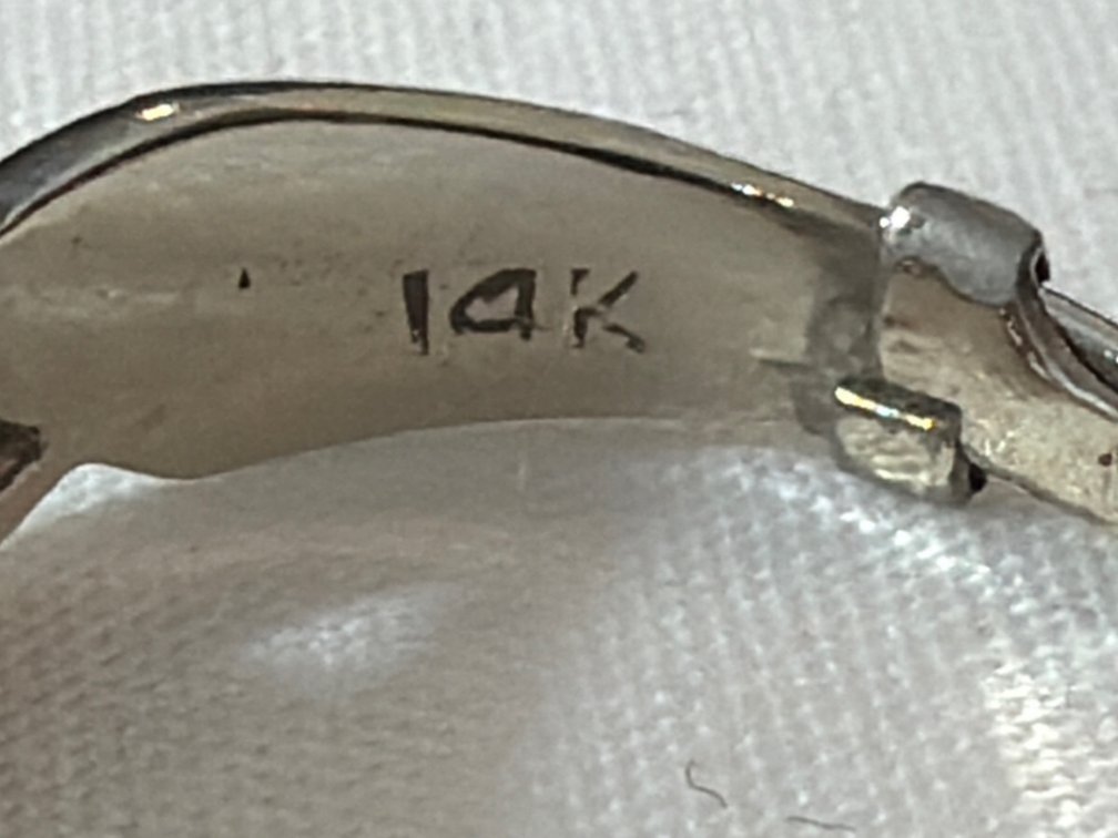 Image for 14K White Gold, 7.0 mm wide Filigree Wedding Band