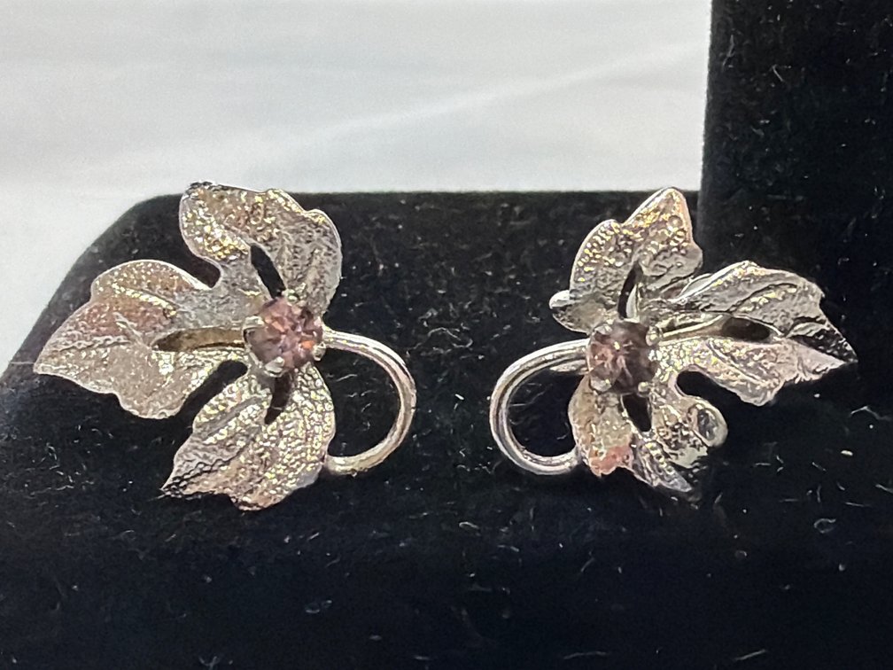 Image for Ladies sterling silver non-pierced earrings  ( matches lot 45A )