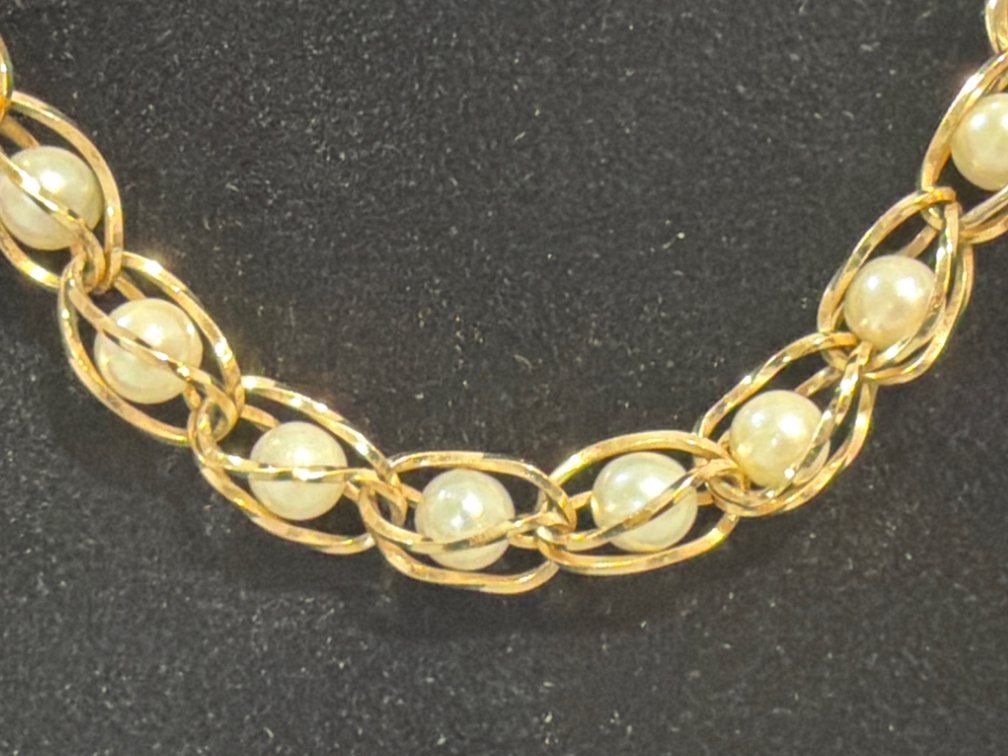 Image for 27” long strand cultured pearl