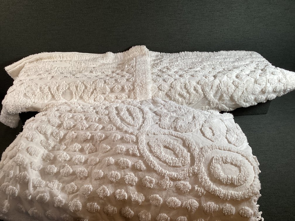Image for Cotton Chinelle King Bedspread