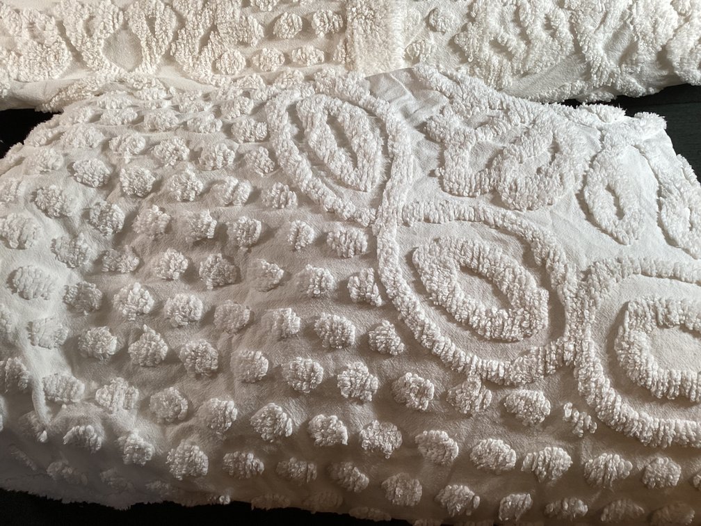 Image for Cotton Chinelle King Bedspread