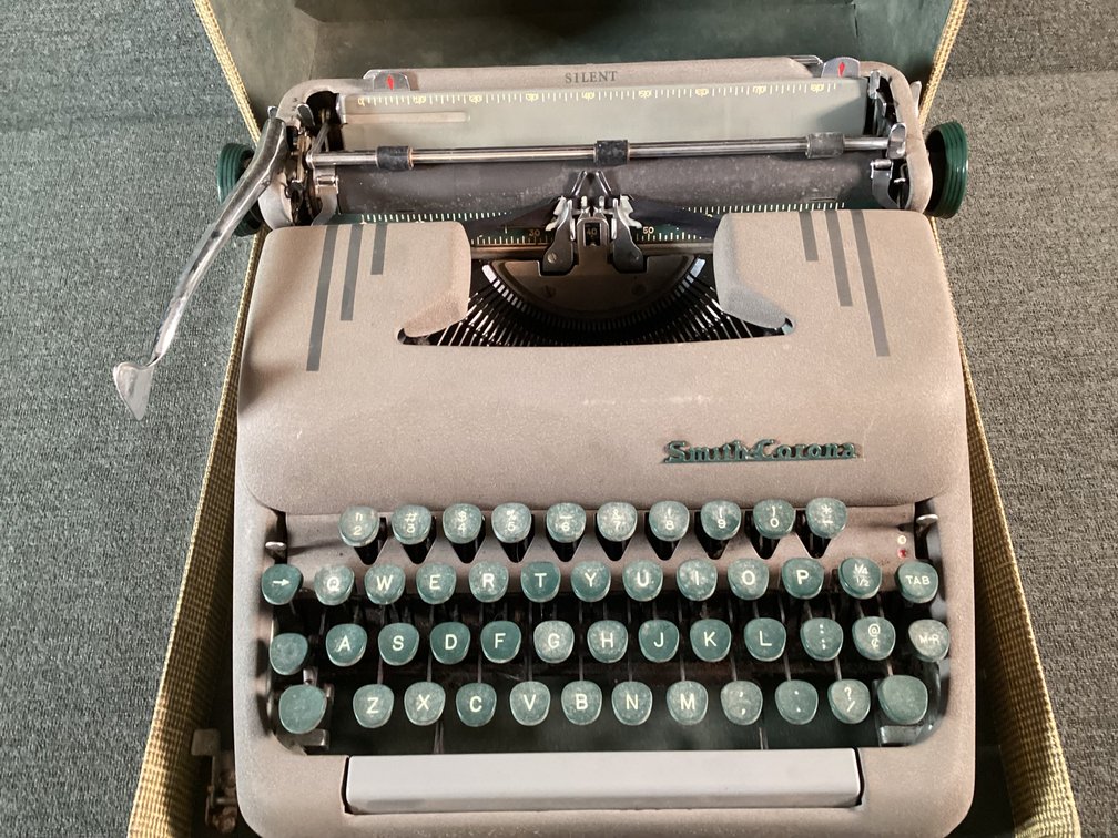 Image for Smith Carona Typewriter