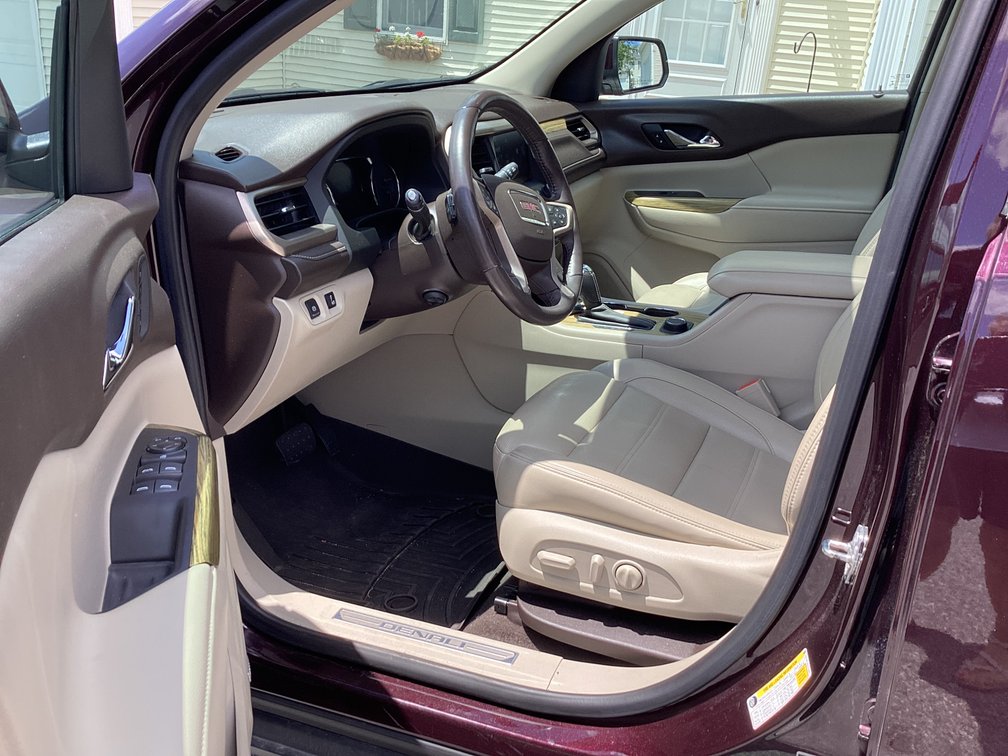 Image for 2018 GMC Acadia Denali