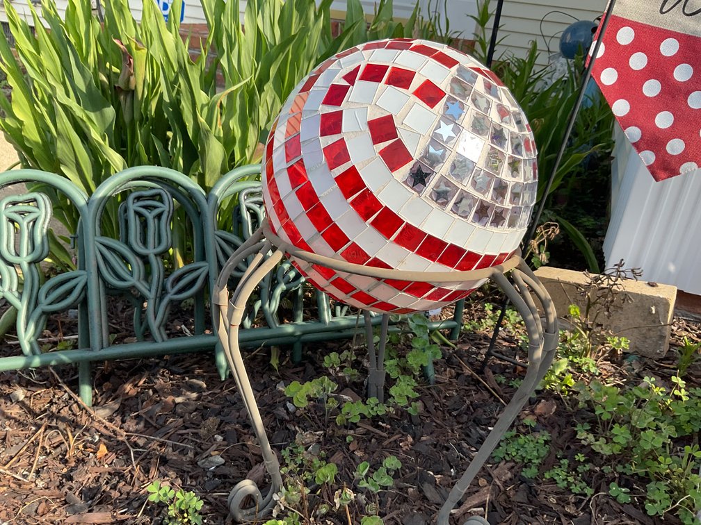 Image for Outdoor Decorator’s Lot