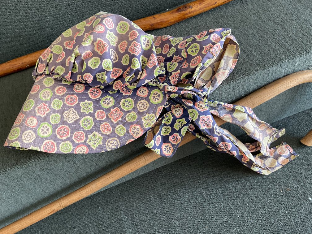 Image for Canes & Bonnet