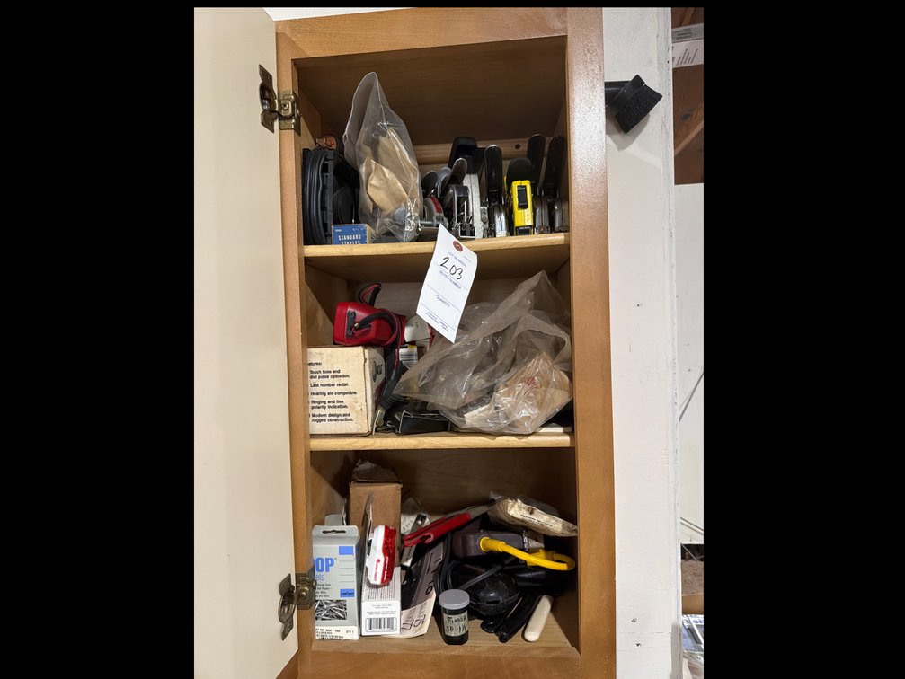 Image for Contents of cabinet