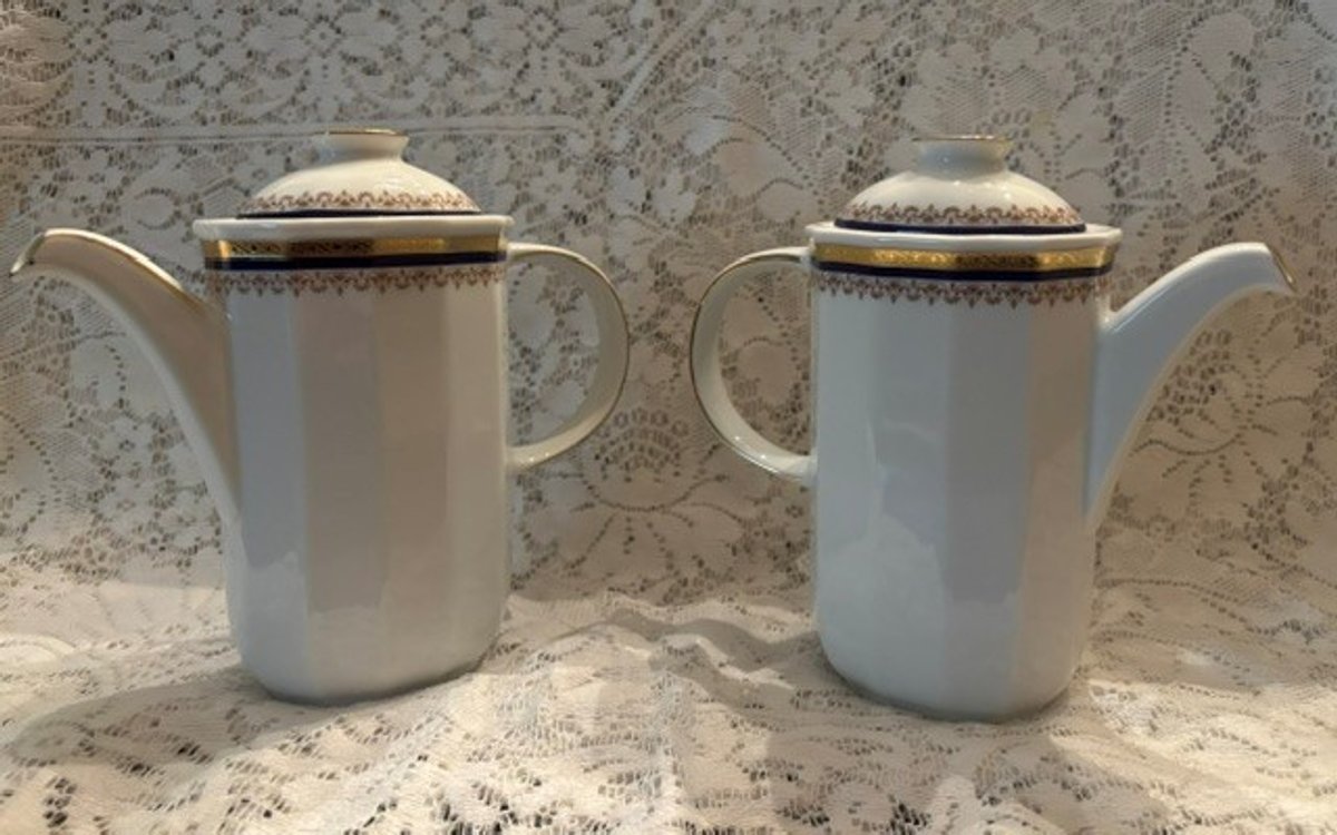 Image for Vintage Bavarian bone China individual tea/coffee pots