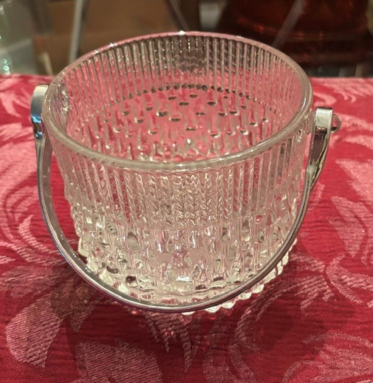 Image for Beautiful crystal ice bucket with silver handle