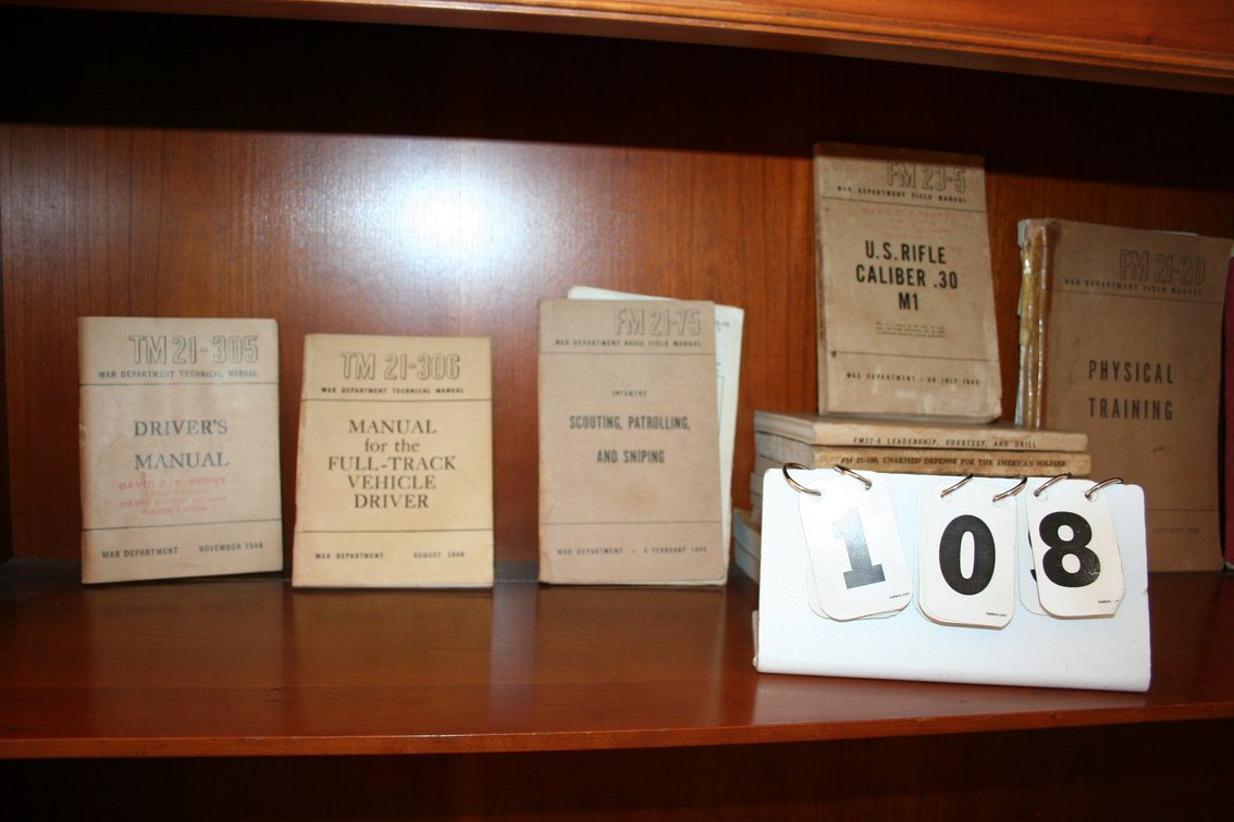Image for 15 assorted US Army field & technical manuals