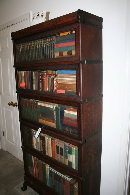 Image for Early 1900's quarter-sawn oak 5 section barrister bookcase