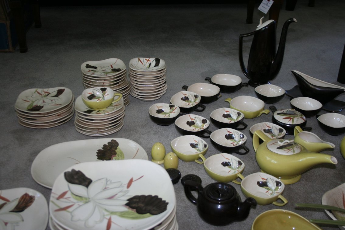 Image for Circa 1953-1962 Red Wing Capistrano dinnerware/dishes by Red Wing Pottery.