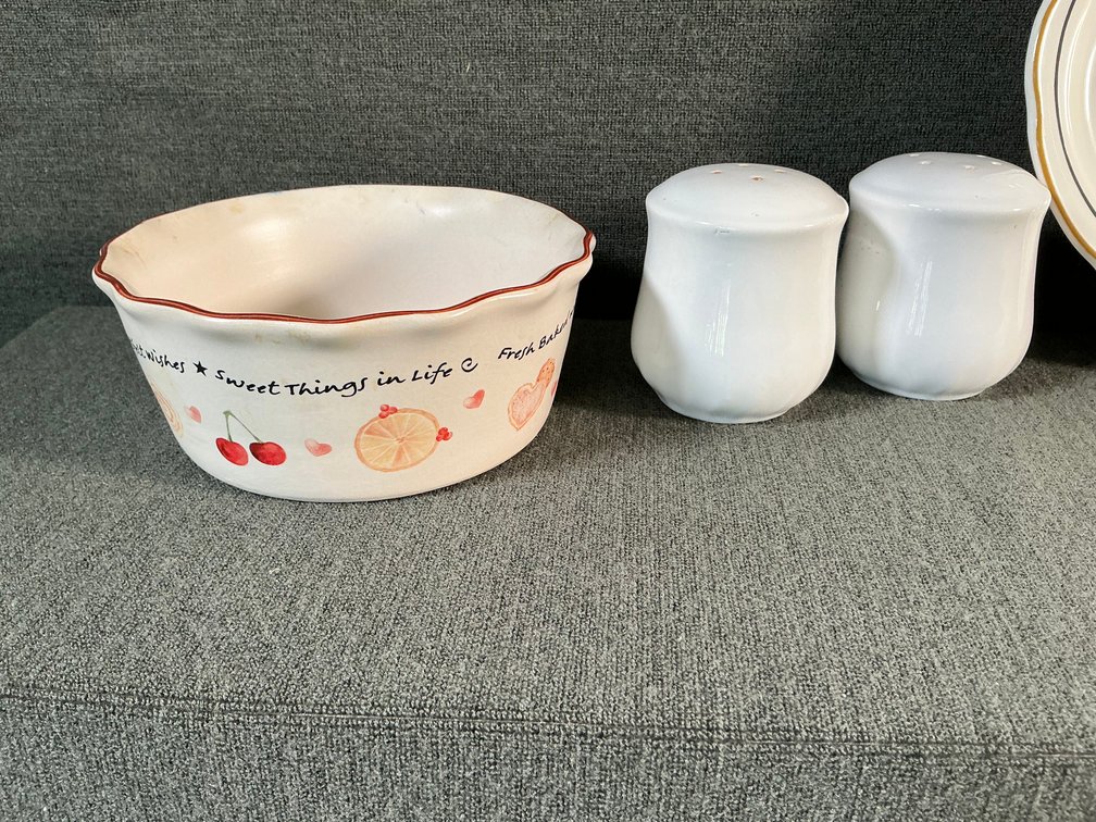 Image for Restaurant Ware / Pottery Assortment