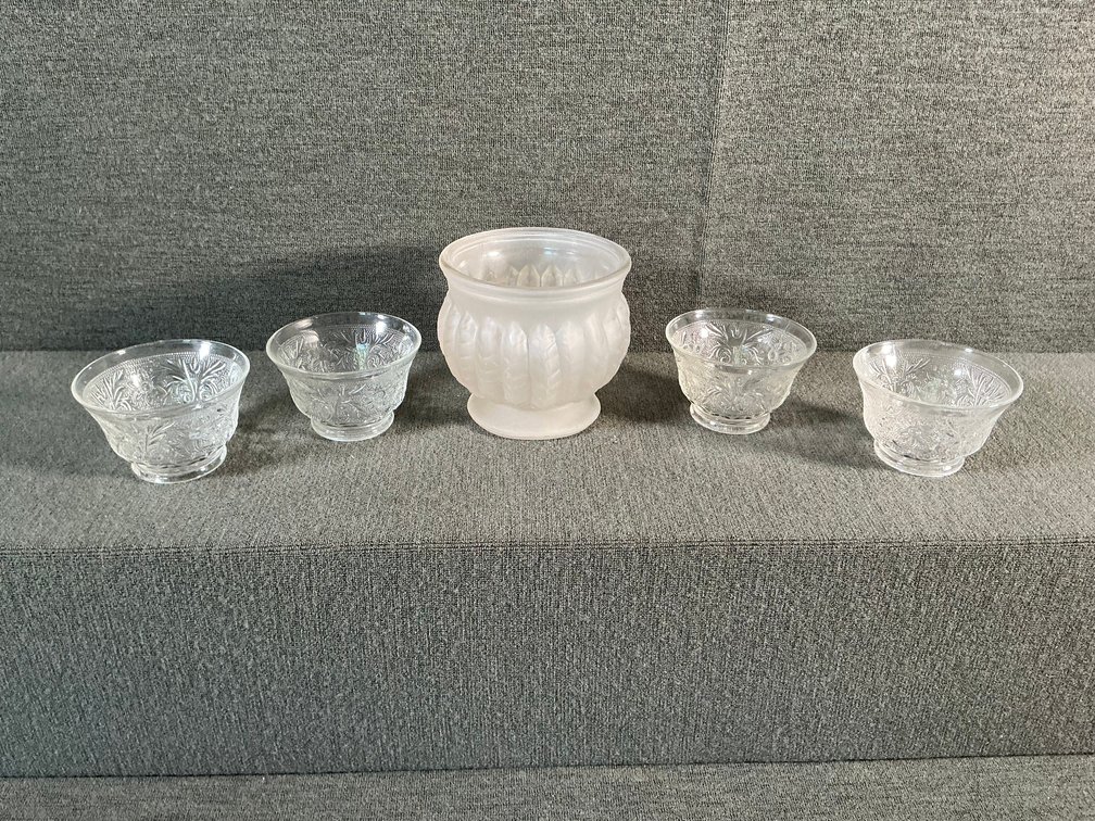 Image for Mixed Servingware/Glassware Lot