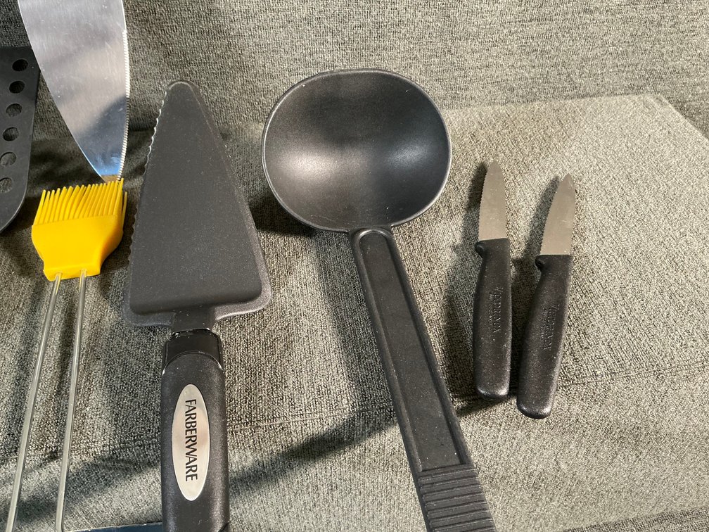 Image for Miscellaneous Kitchen Lot