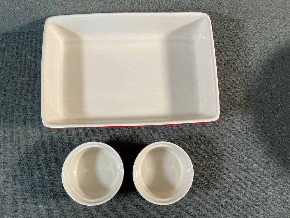 Image for Red & White Kitchen Lot