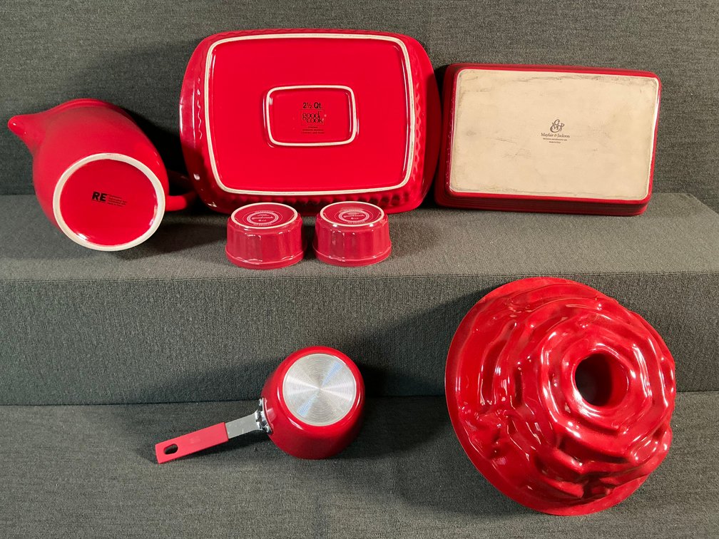 Image for Red & White Kitchen Lot