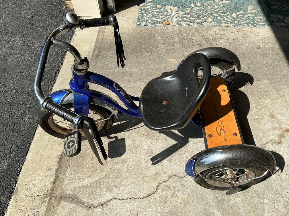 Image for Vintage Schwinn Roadster Tricycle
