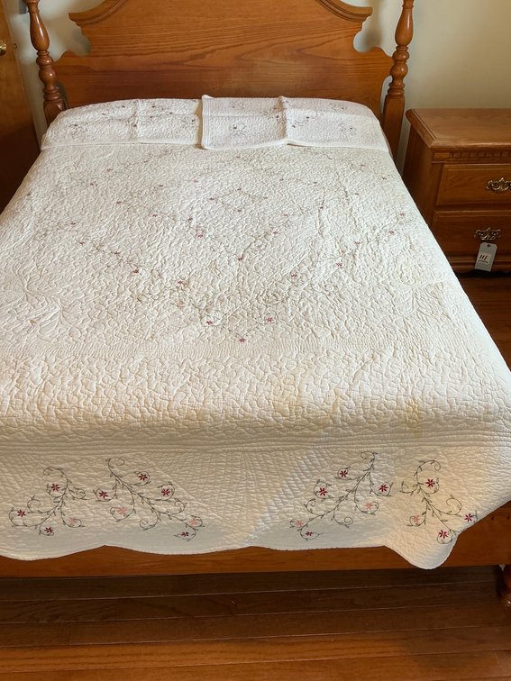 Image for Bedspread & Pillow Shams