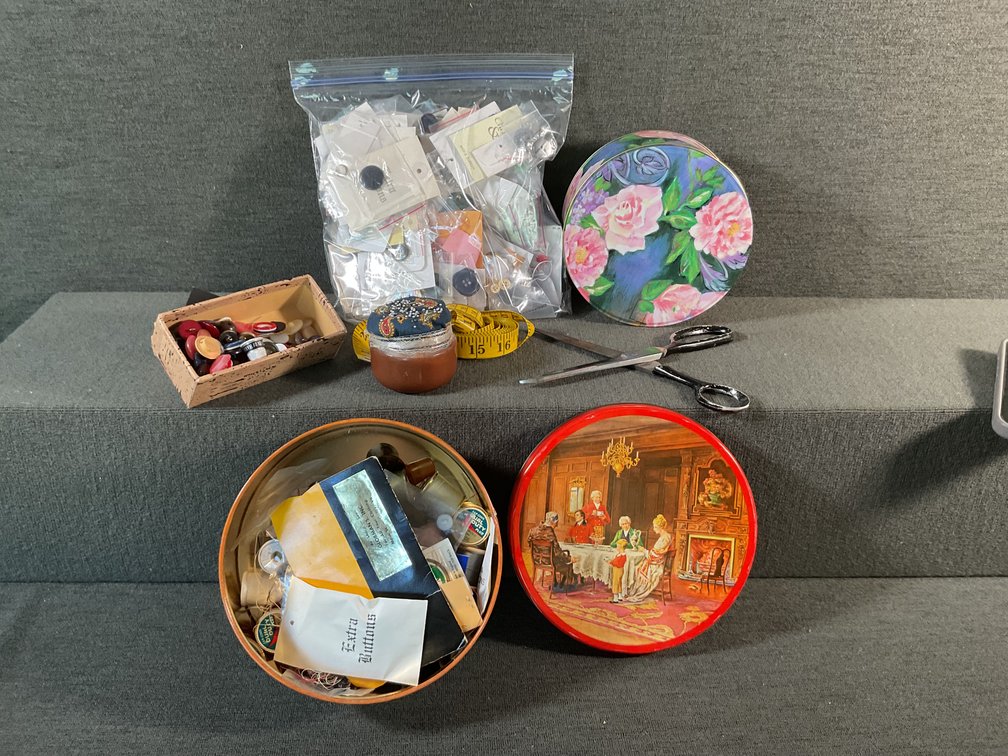 Image for Sewing Lot