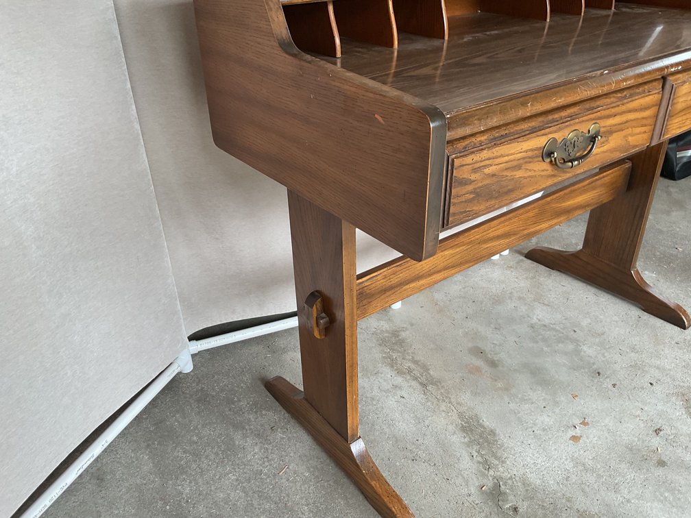 Image for Early American Style Desk