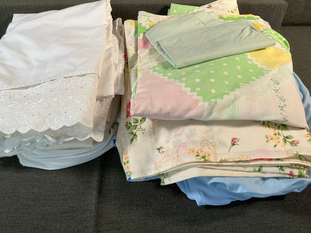 Image for Assorted Bed Linens
