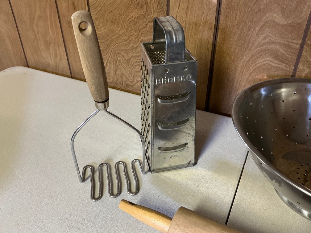 Image for Vintage Kitchen Lot