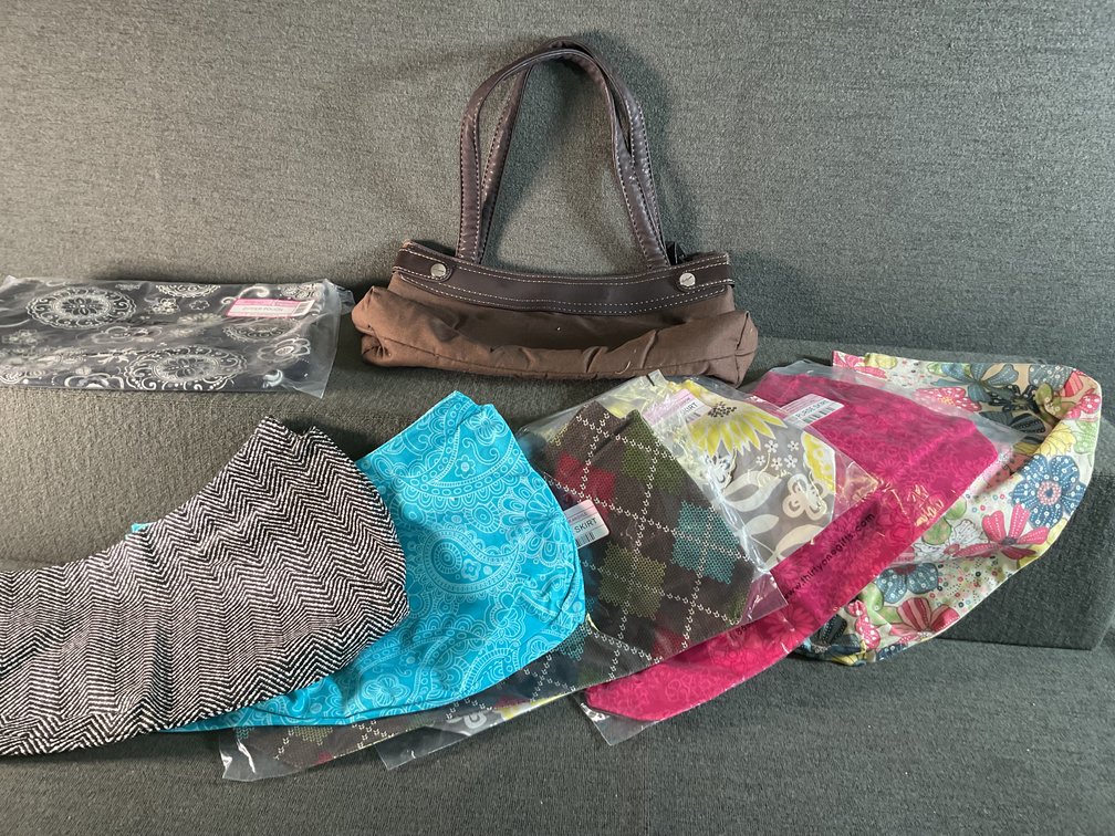 Image for Thirty One Purse with Purse Skirts