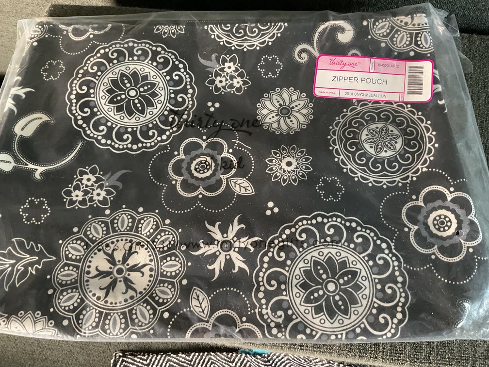 Image for Thirty One Purse with Purse Skirts