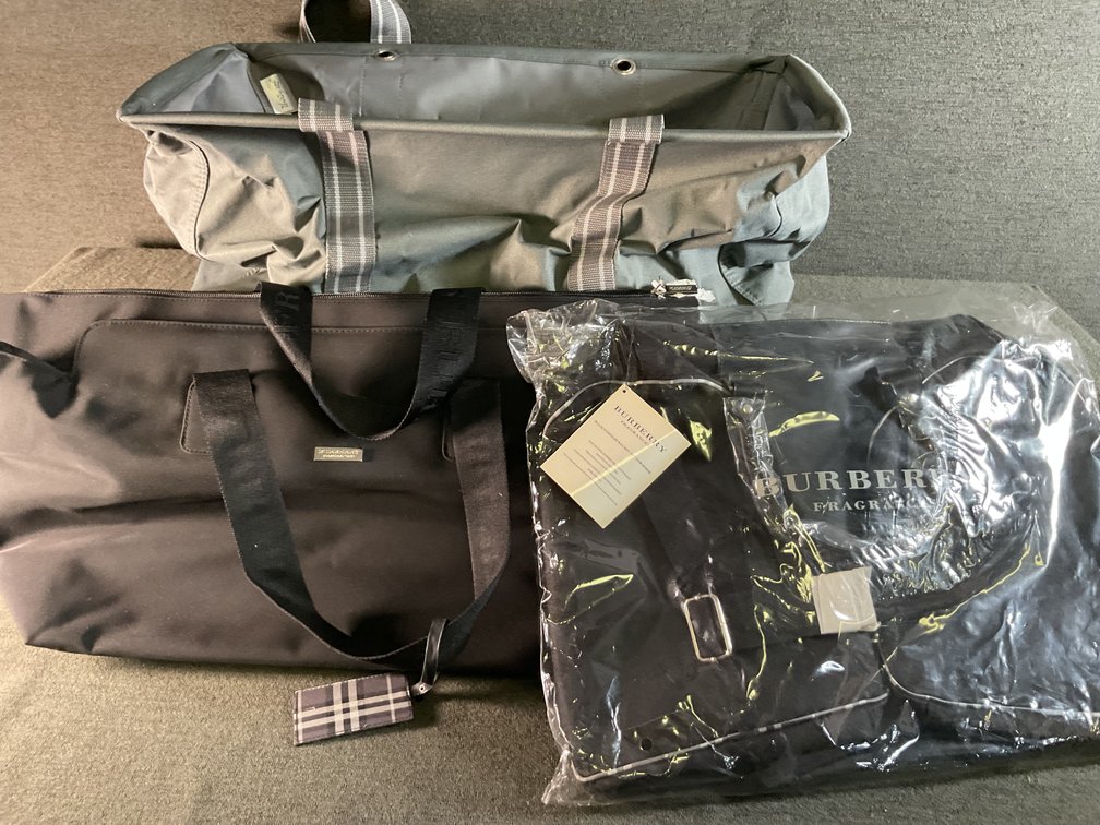 Image for Burberry Totes and Large Thirty one Tote