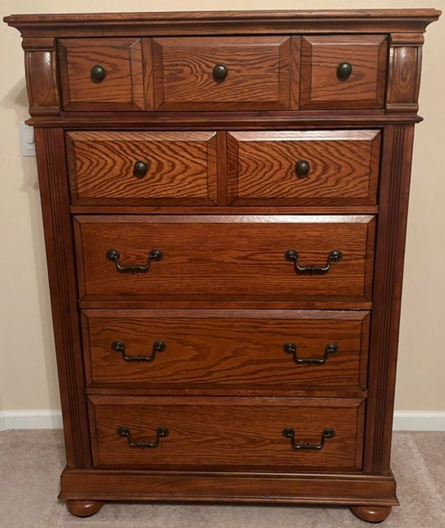 Image for Grand Solid Oak Bedroom Suite