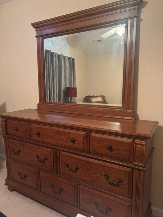 Image for Grand Solid Oak Bedroom Suite