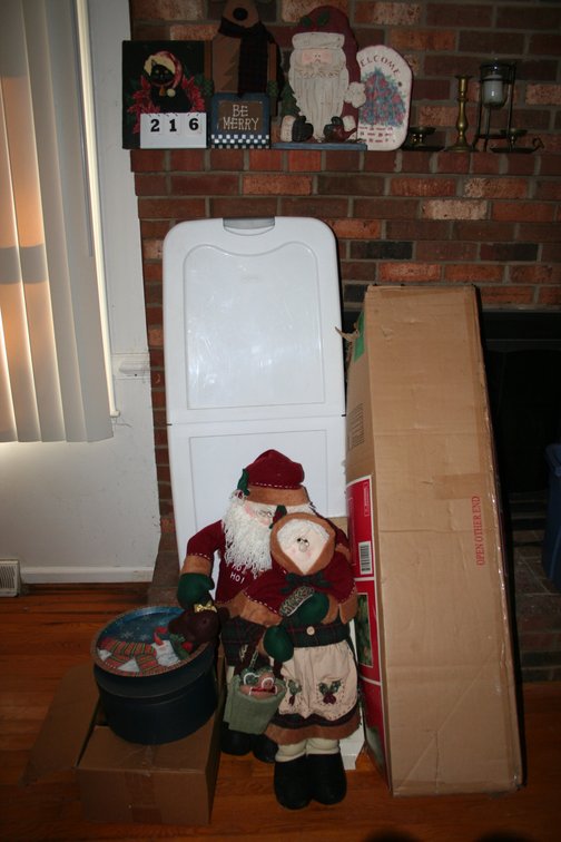 Image for Christmas Items - Wrapping Paper - Figurines